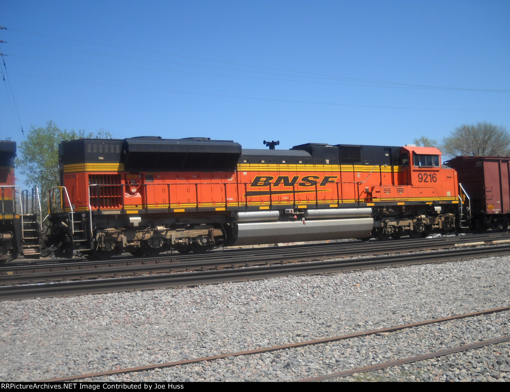 BNSF 9216